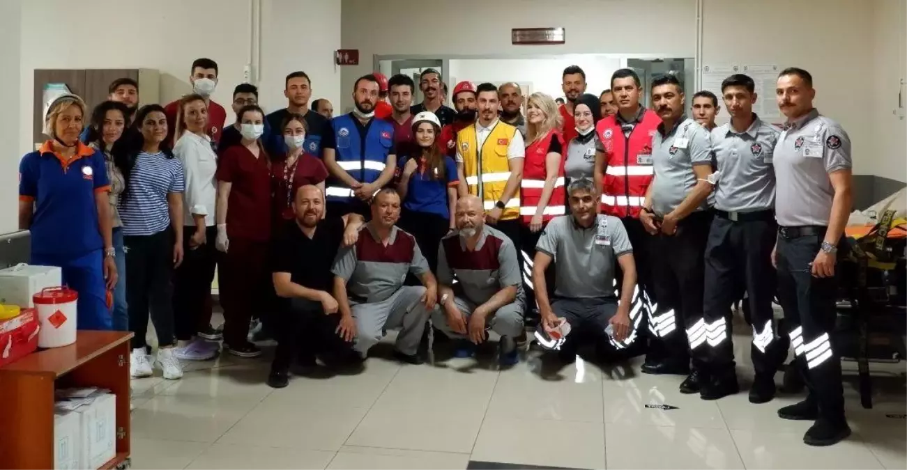 Son dakika: Hastanede yangın tatbikatı gerçeğini aratmadı