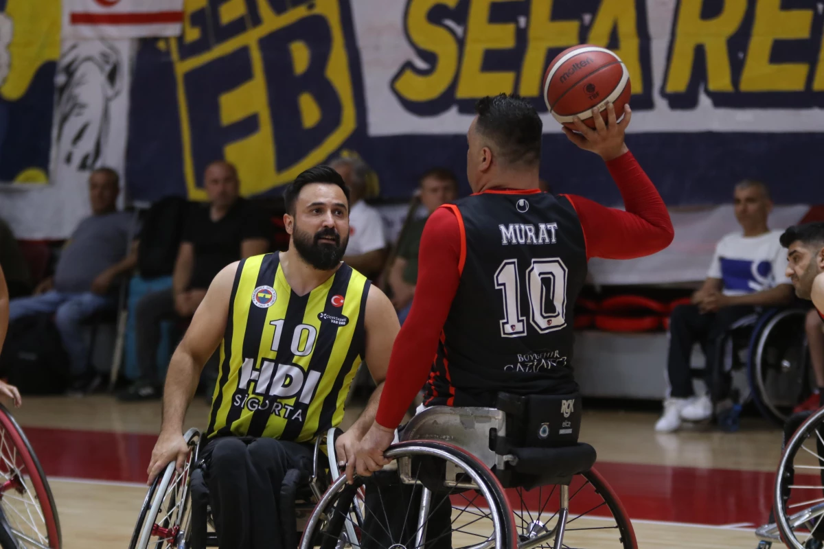 HDI Sigorta Tekerlekli Sandalye Basketbol Süper Ligi\'nde Fenerbahçe şampiyon oldu