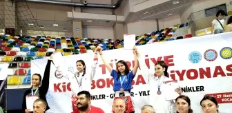 Kütahyalı Elif Kaya, Kick Boks'ta Türkiye üçüncüsü oldu