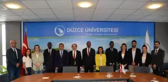 Ruanda Büyükelçisi Düzce Üniversitesinde