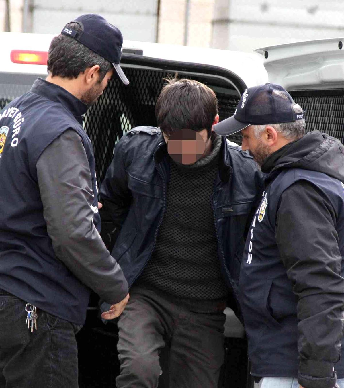Son dakika gündem: Sevgilisini öldürmekten beraat eden şahıs darp edip yaralamaktan ceza aldı