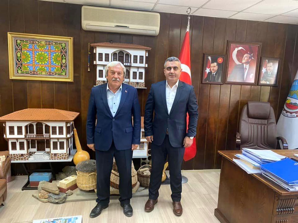 AK Parti Yerel Yönetimler Marmara Gençlik Hizmetleri Bölge Koordinatörü Tilaver\'den Osmaneli ziyareti