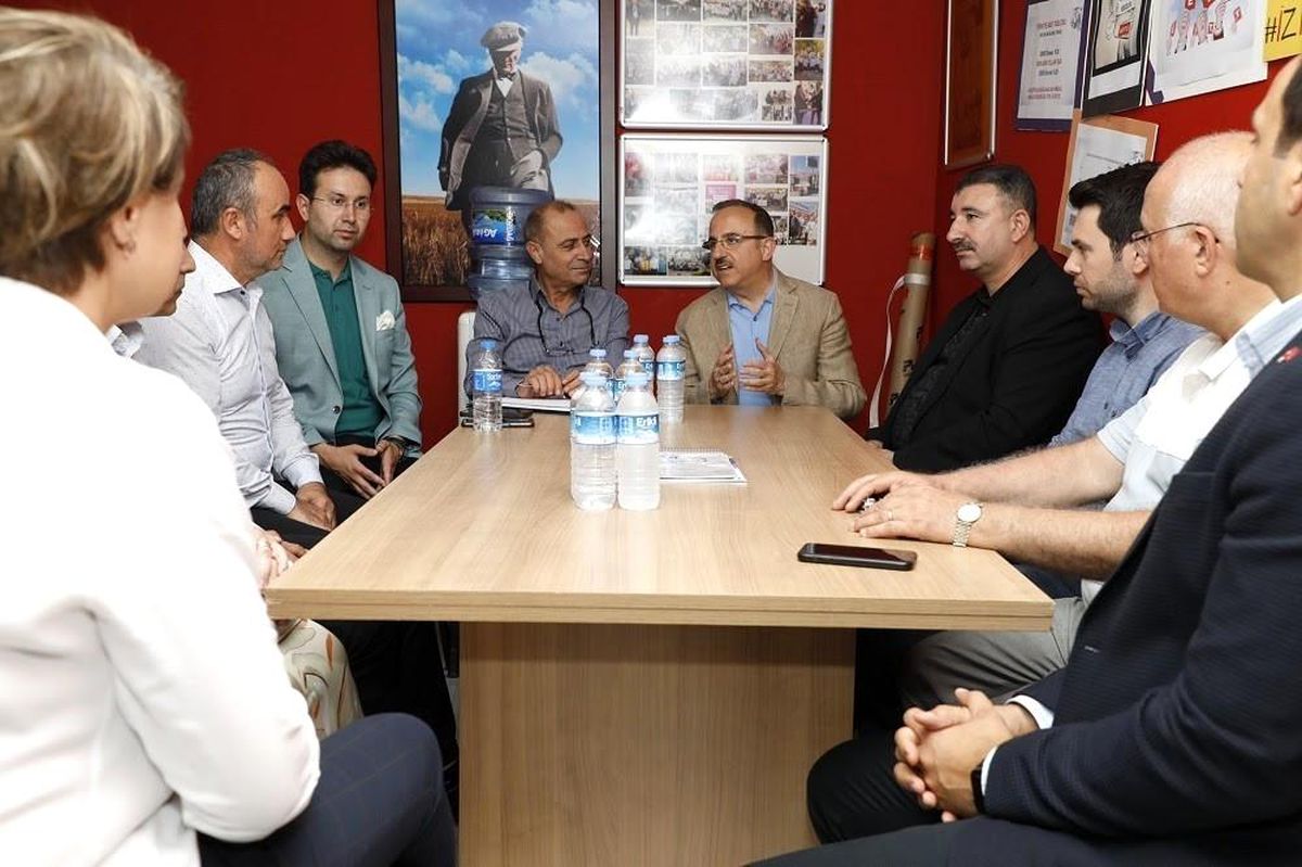 AK Parti\'li Sürekli, oda ve dernek yöneticilerini ziyaret etti