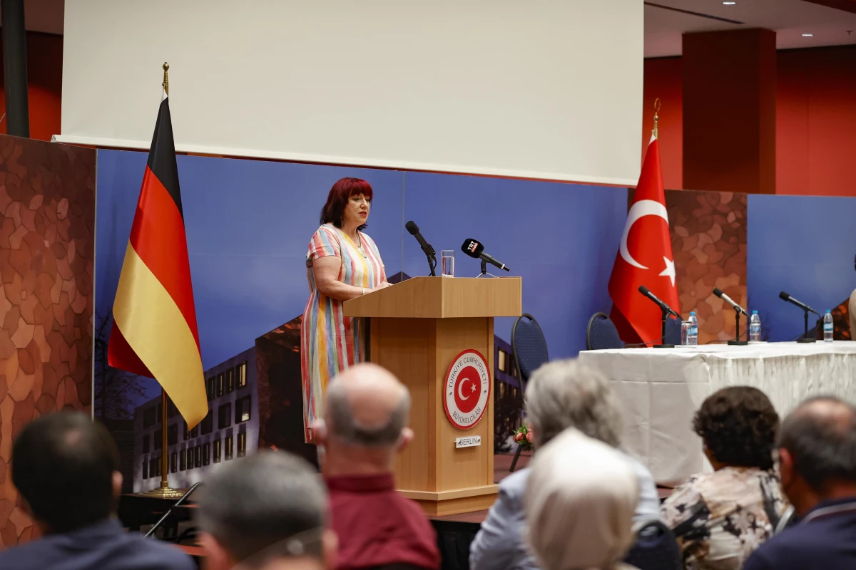 Berlin Büyükelçiliğinde "Koruyucu Aile Günü" etkinliği düzenlendi
