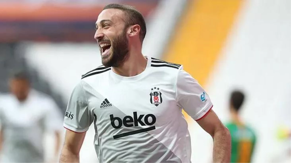 Cenk Tosun Beşiktaş\'ta! Tecrübeli golcüyle 1+1 yıllık anlaşma sağlandı