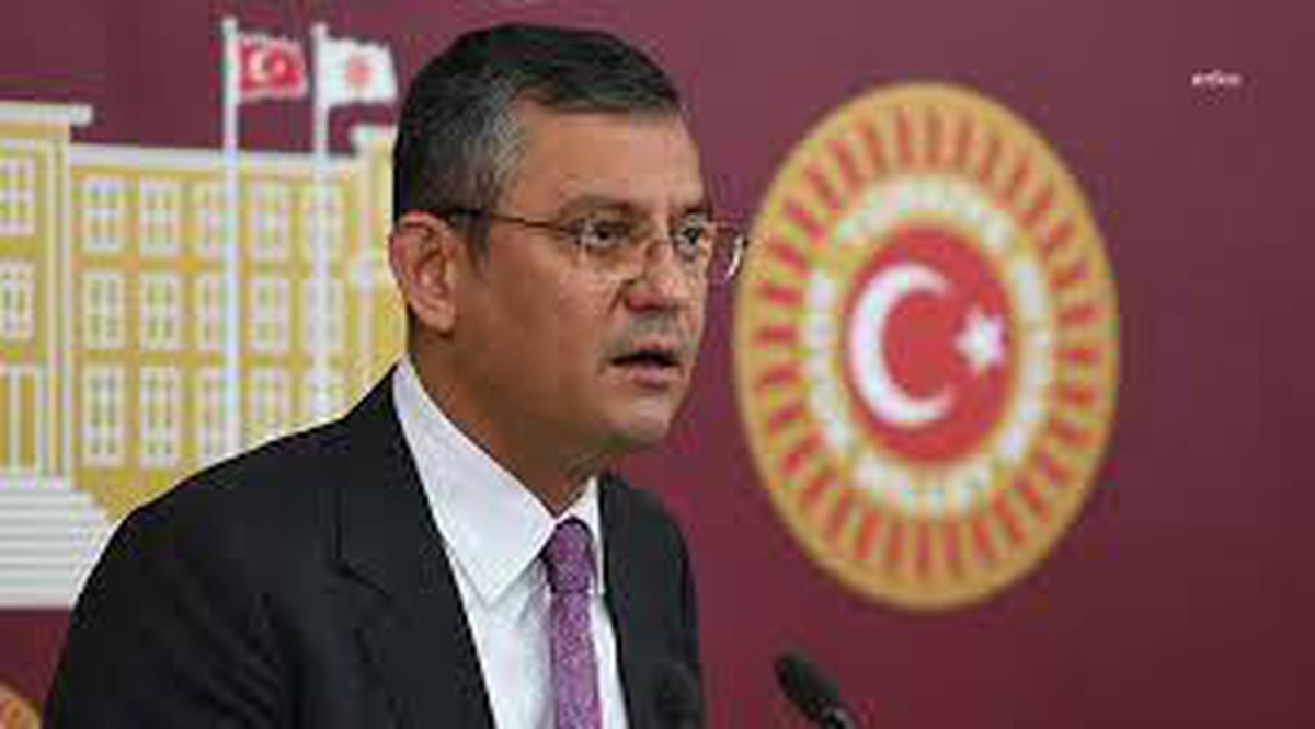 CHP\'li Özel\'den TBMM Teşkilat Kanunu\'nda değişiklik teklifine tepki