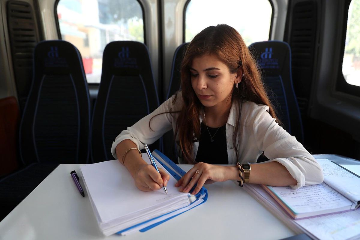 Denizli'de mobil sosyal yardım aracında ücretsiz psikolojik destek hizmeti