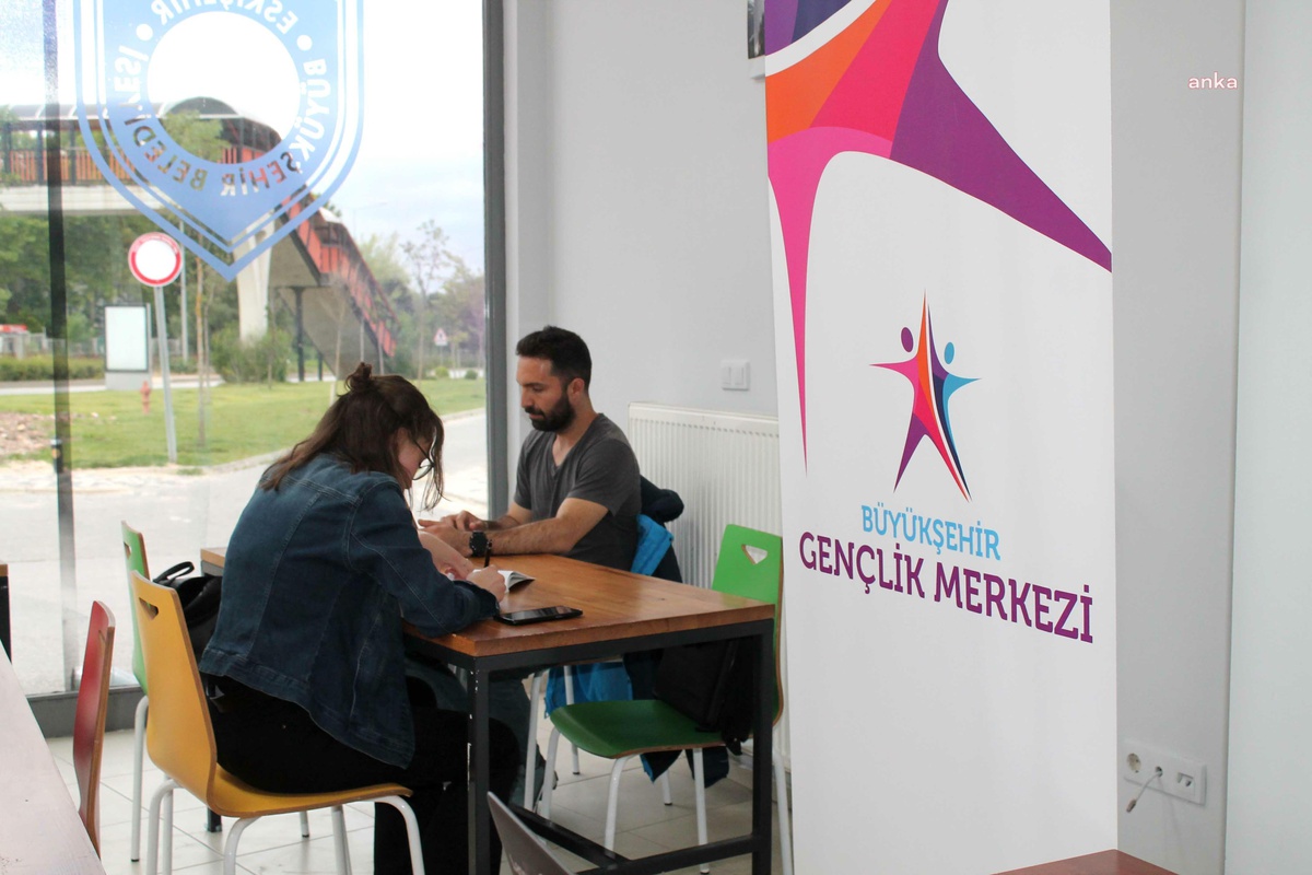 Eskişehir Büyükşehir\'den Gençler İçin Yeni Buluşma Noktası