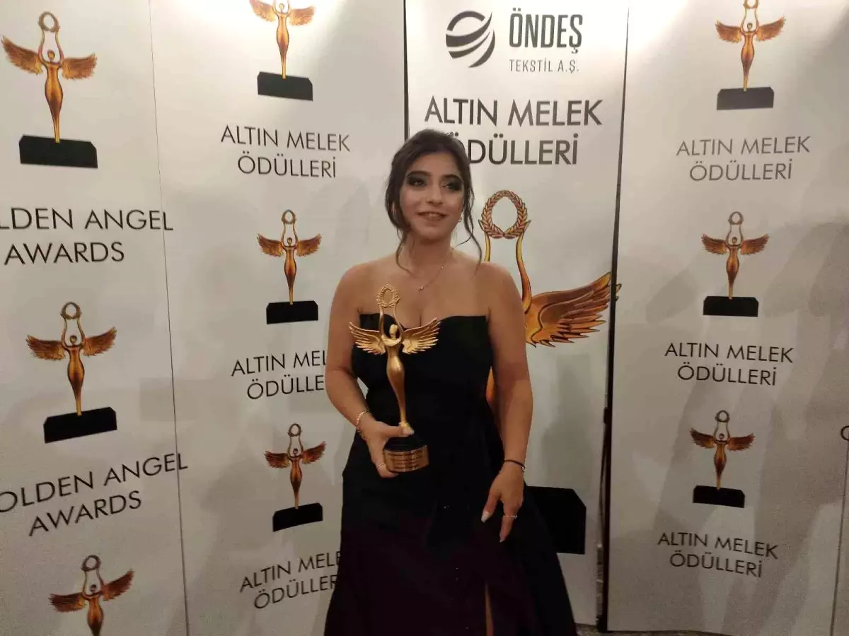 Genç modacı başarıdan başarıya koşuyor