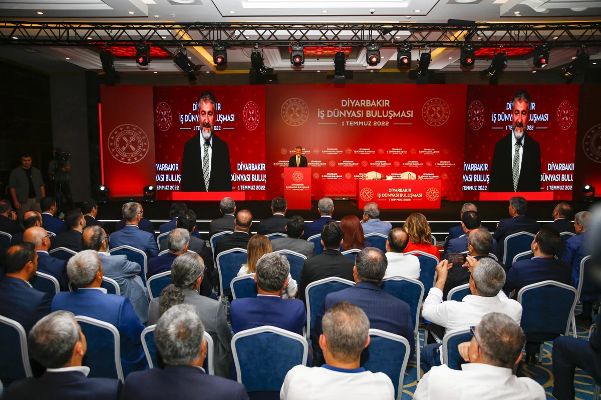 Hazine ve Maliye Bakanı Nebati, "Diyarbakır İş Dünyası Buluşması"nda konuştu: (1)