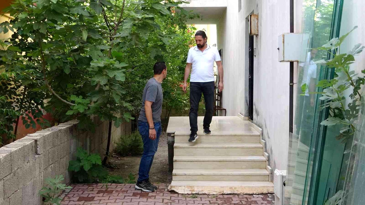 Son dakika haberi! Hırsızlık şüphelisi 5 kadın gözaltına alındı
