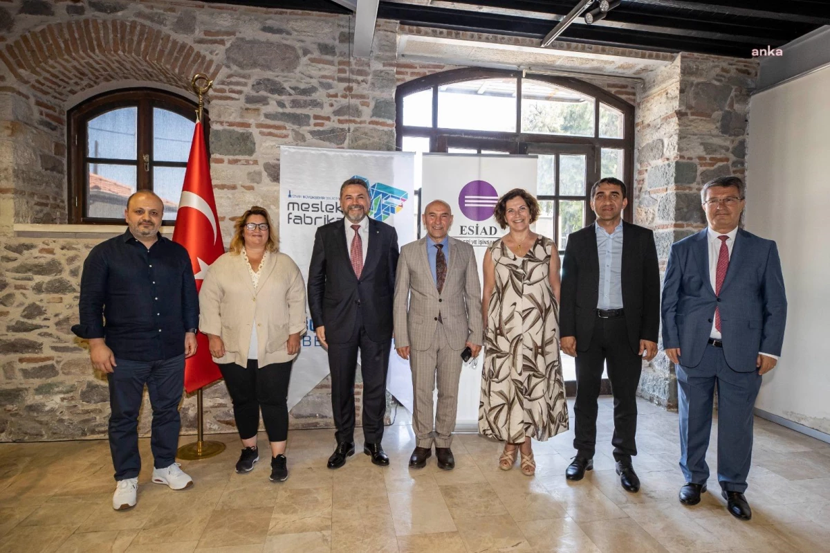 İzmir Büyükşehir Belediyesi ve Esiad Arasında İstihdam Protokolü İmzalandı