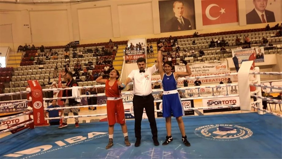 Malatyalı boksör Fırat\'ın Türkiye Şampiyonluğu sevinci