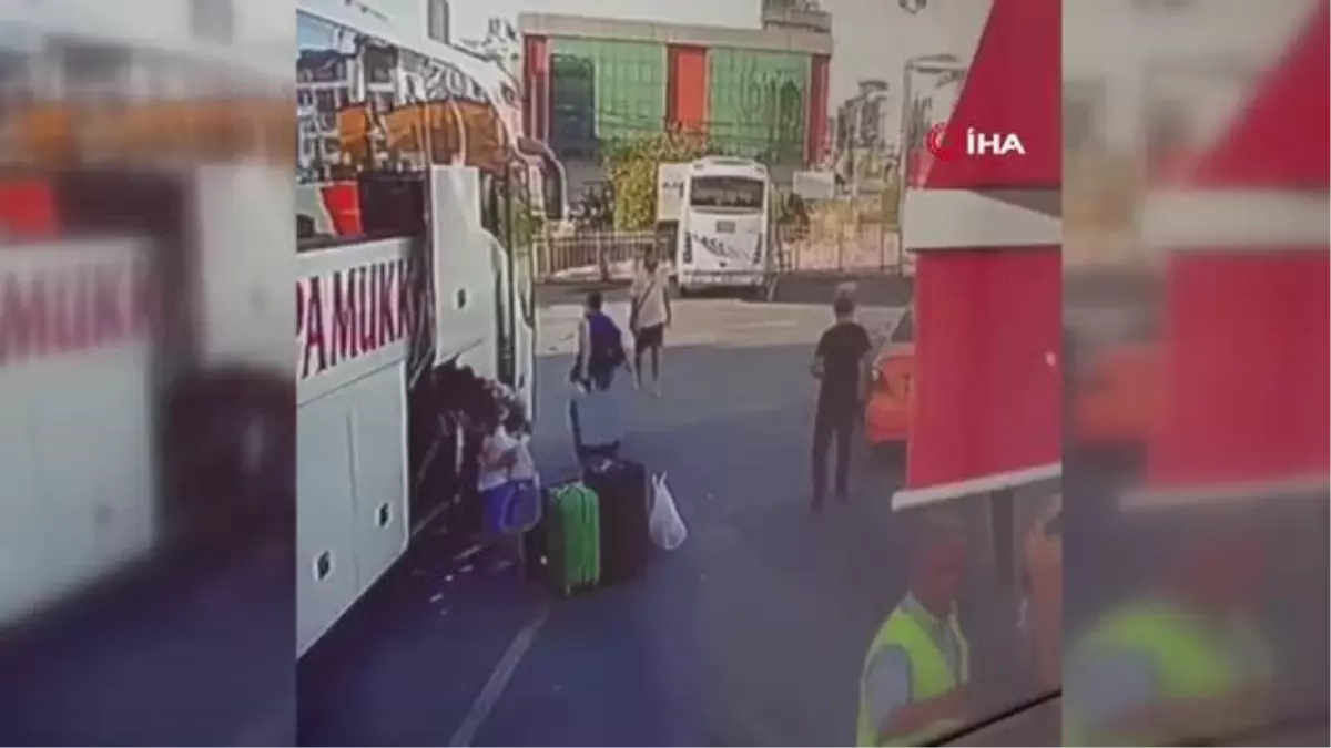 Öfkeli kadın, taksi bulamayınca durak çalışanına böyle kafa attı