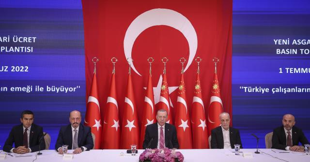 Son dakika: Yeni asgari ücret yüzde 30 artışla 5 bin 500 TL oldu