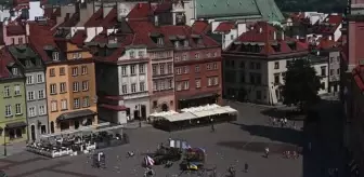 Ukrayna'nın kuzeyinde imha edilen Rus tankları Polonya'da sergilendi