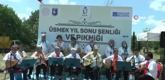 Üsküdar'da ÜSMEK mezunları düzenlenen şenlikte sertifikalarını aldı