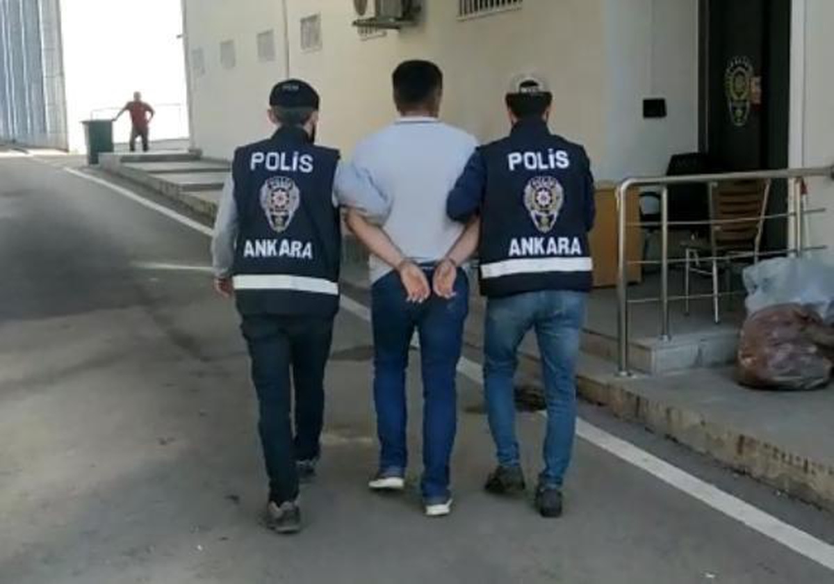 Son dakika haberi... Ankara\'da, FETÖ/PDY\'nin üniversite yapılanmasına operasyon: 11 gözaltı
