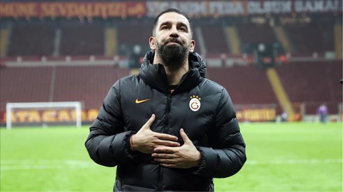 Arda Turan\'ın Eyüpspor\'da görev alacağı öne sürüldü! Tecrübeli futbolcu bu iddiaları yalanladı