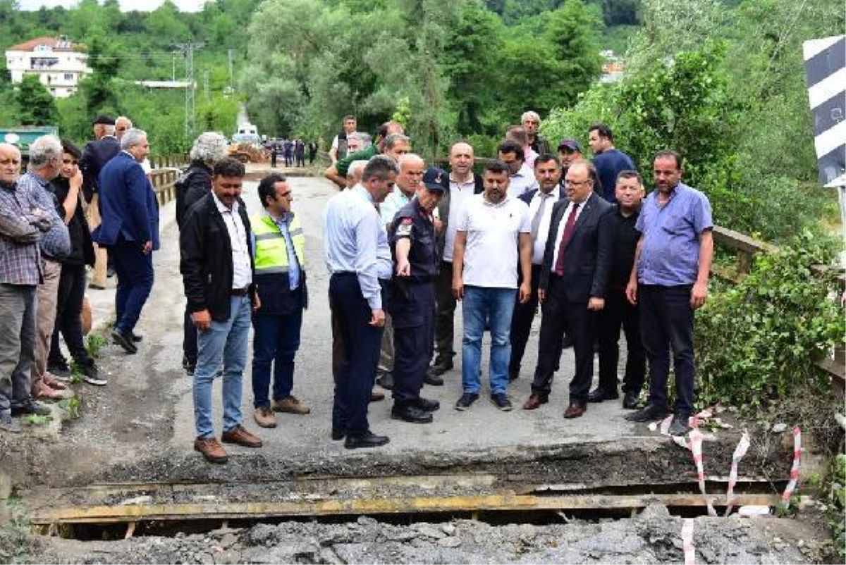 Son dakika gündem: ÇATAK KÖPRÜSÜ SELDE YIKILDI, KÖYLERE ULAŞIM ALTERNATİF YOLLARDAN SAĞLANIYOR