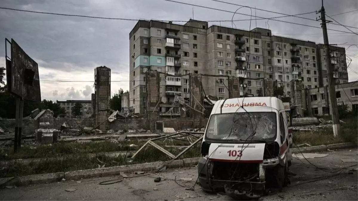 Lısıçansk: Rusya, doğuda Ukrayna\'nın elinde kalan son şehirde saldırıları artırdı