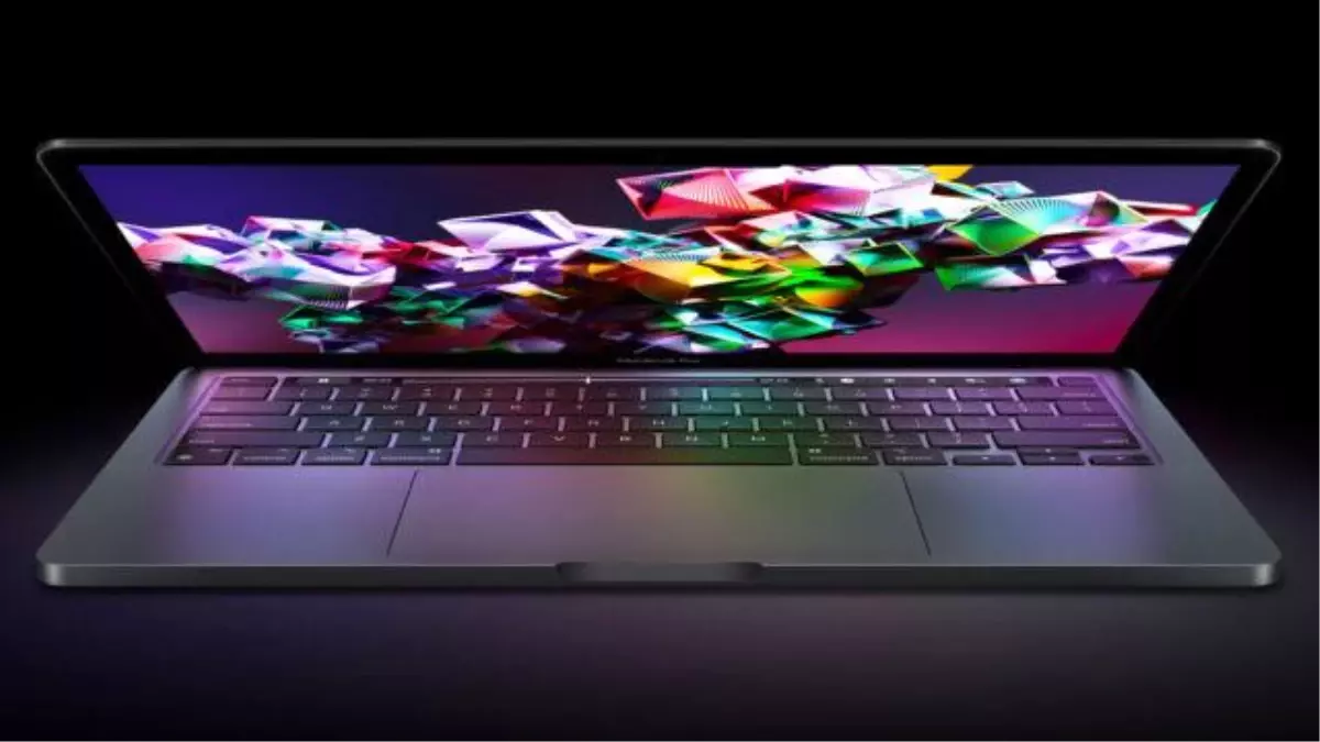 M2 MacBook Pro'da büyük problem! Alanlar pişman oldu