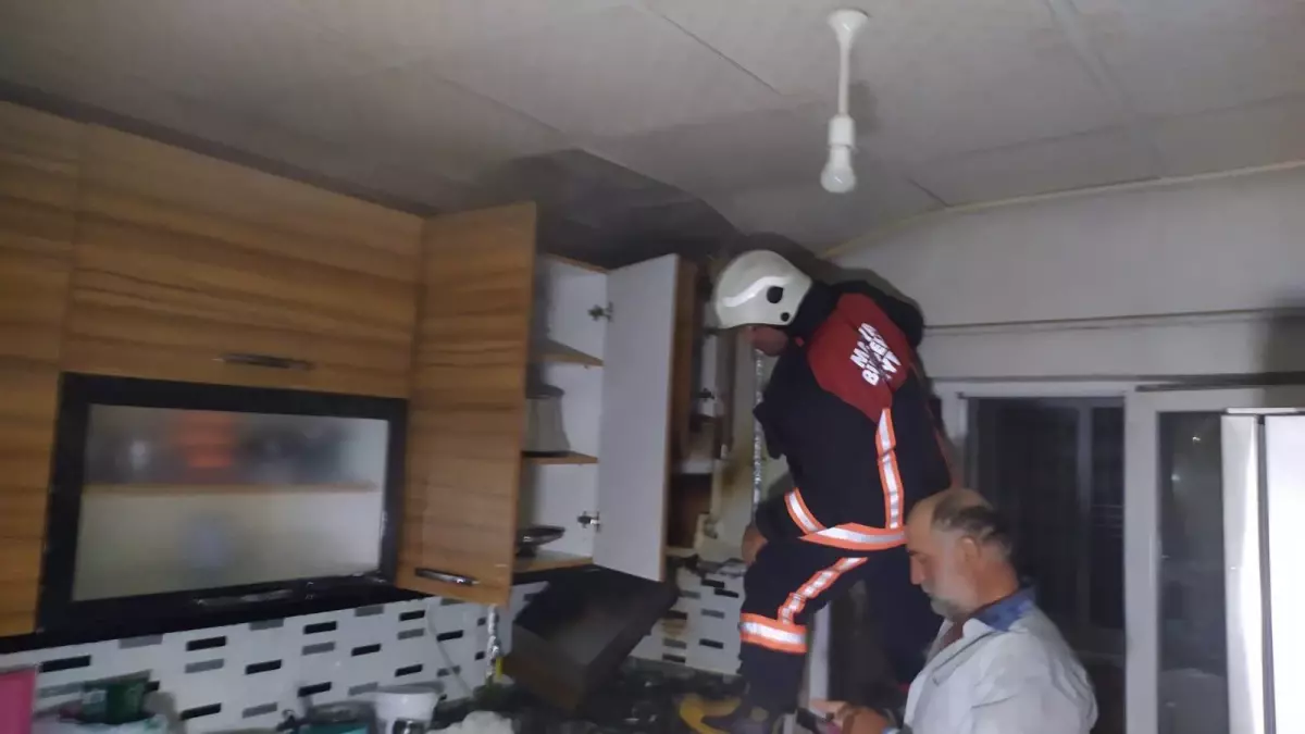 Malatya'da bir evde çıkan yangın söndürüldü