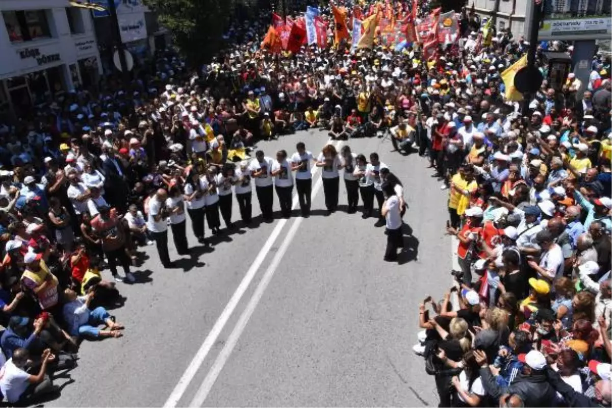 Sivas Olayları\'nın 29\'uncu yılında hayatını kaybedenler anıldı