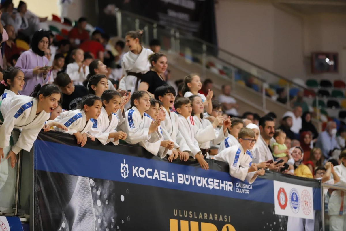 Uluslararası Judo Turnuvası Kocaeli\'de devam ediyor