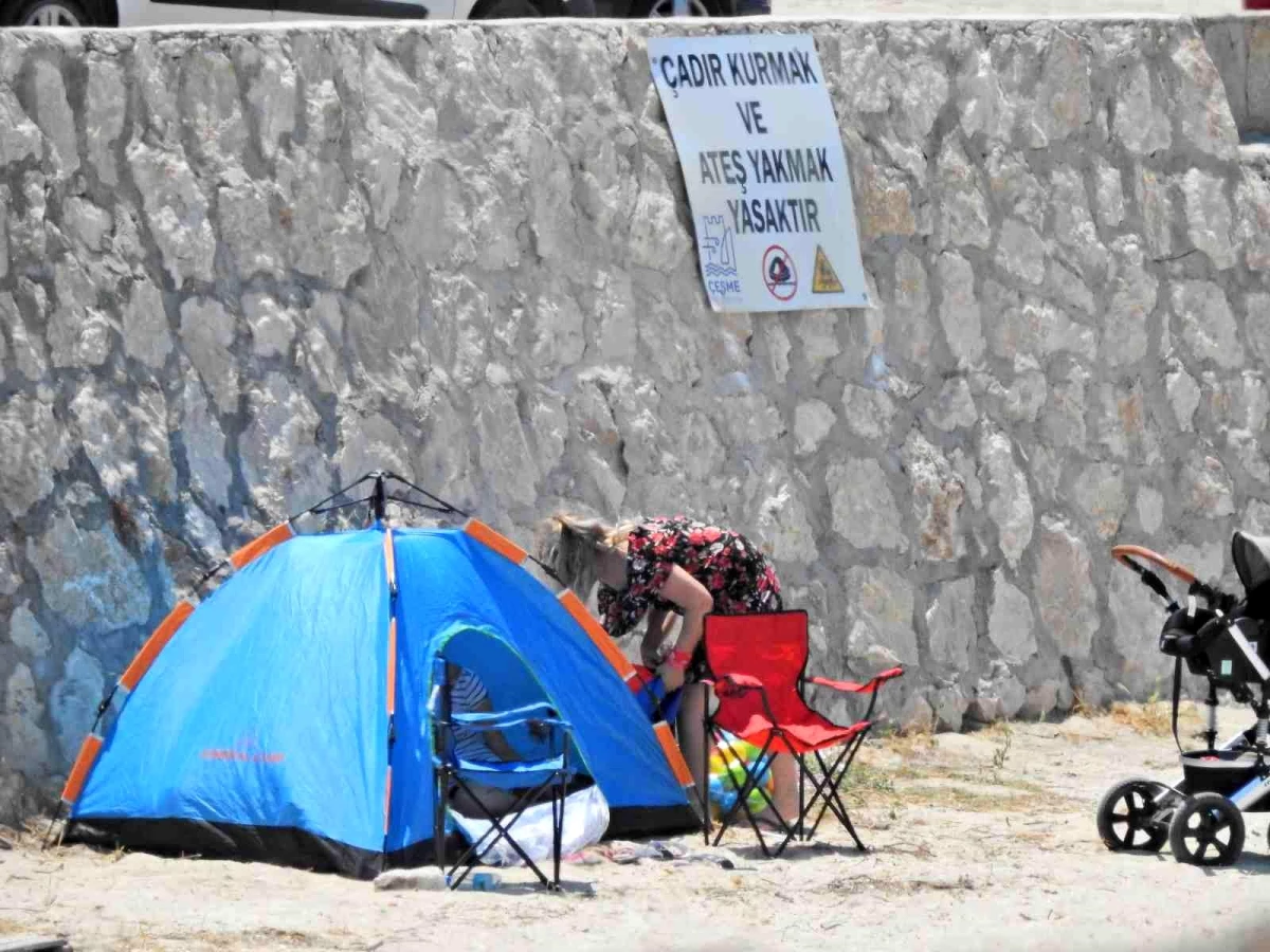 Ünlü tatil merkezi Çeşme\'de kamusal alanlarda çadır yasağı
