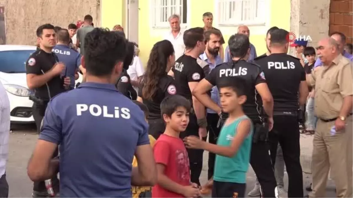 Son dakika haberi... Akrabalar arası taşlı sopalı kavga: 3 yaralı