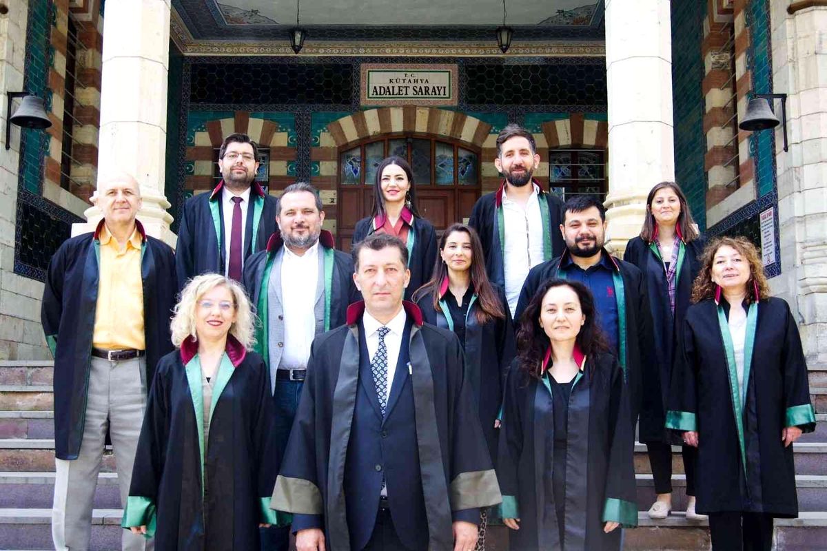 Avukat Aytek Canbek, Kütahya Baro Başkanlığı'na aday olduğunu açıkladı