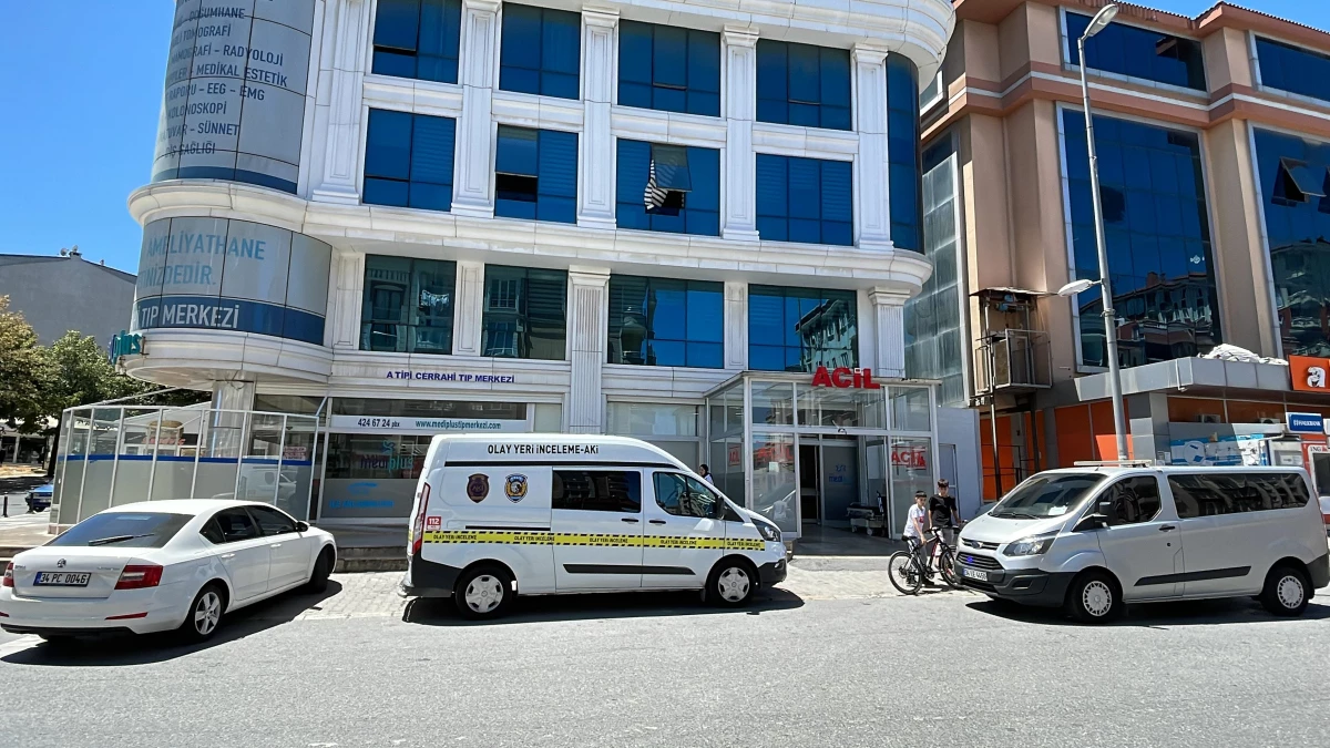 Son dakika haberi: Esenyurt\'ta özel tıp merkezinde tüp patlaması sonucu bir işçi öldü