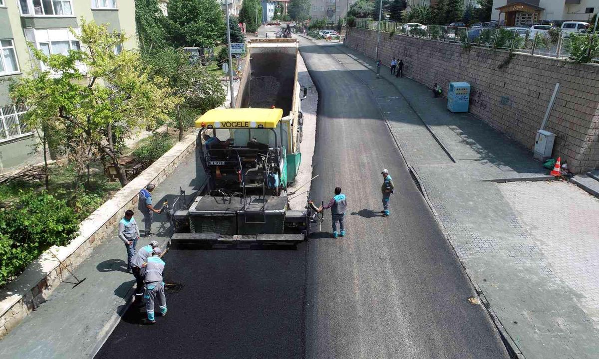 Hacı Cemil Caddesine modern görünüm