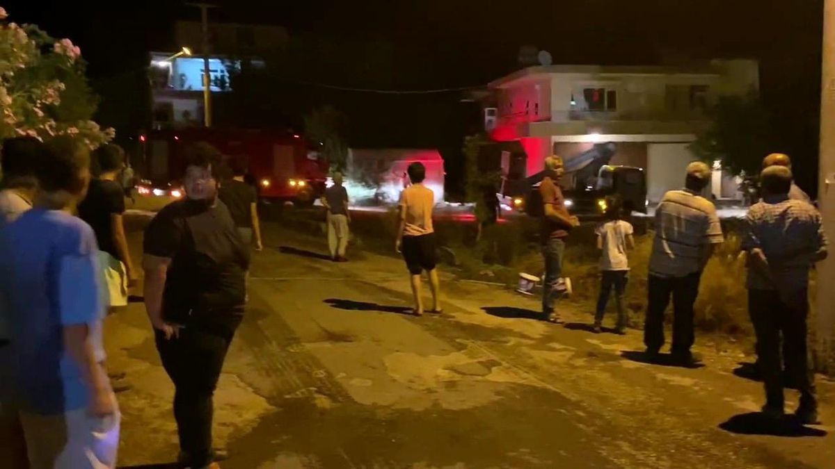 Son dakika 3. sayfa: Makilik alanda çıkan yangın mahalleyi sokağa döktü
