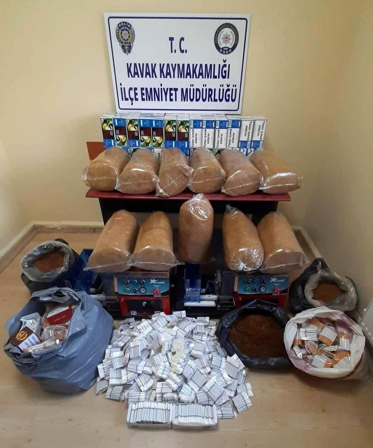 Samsun\'da kaçak tütün mamulleri ele geçirildi