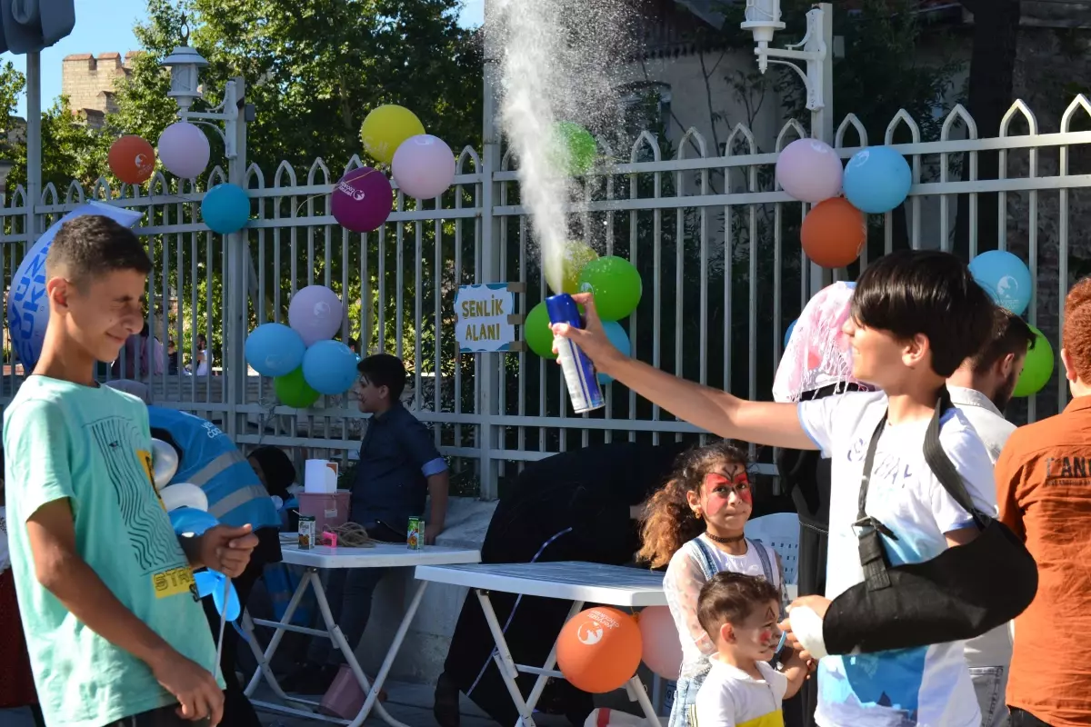 Yeryüzü Çocukları Derneğinden öğrenciler için yıl sonu etkinliği