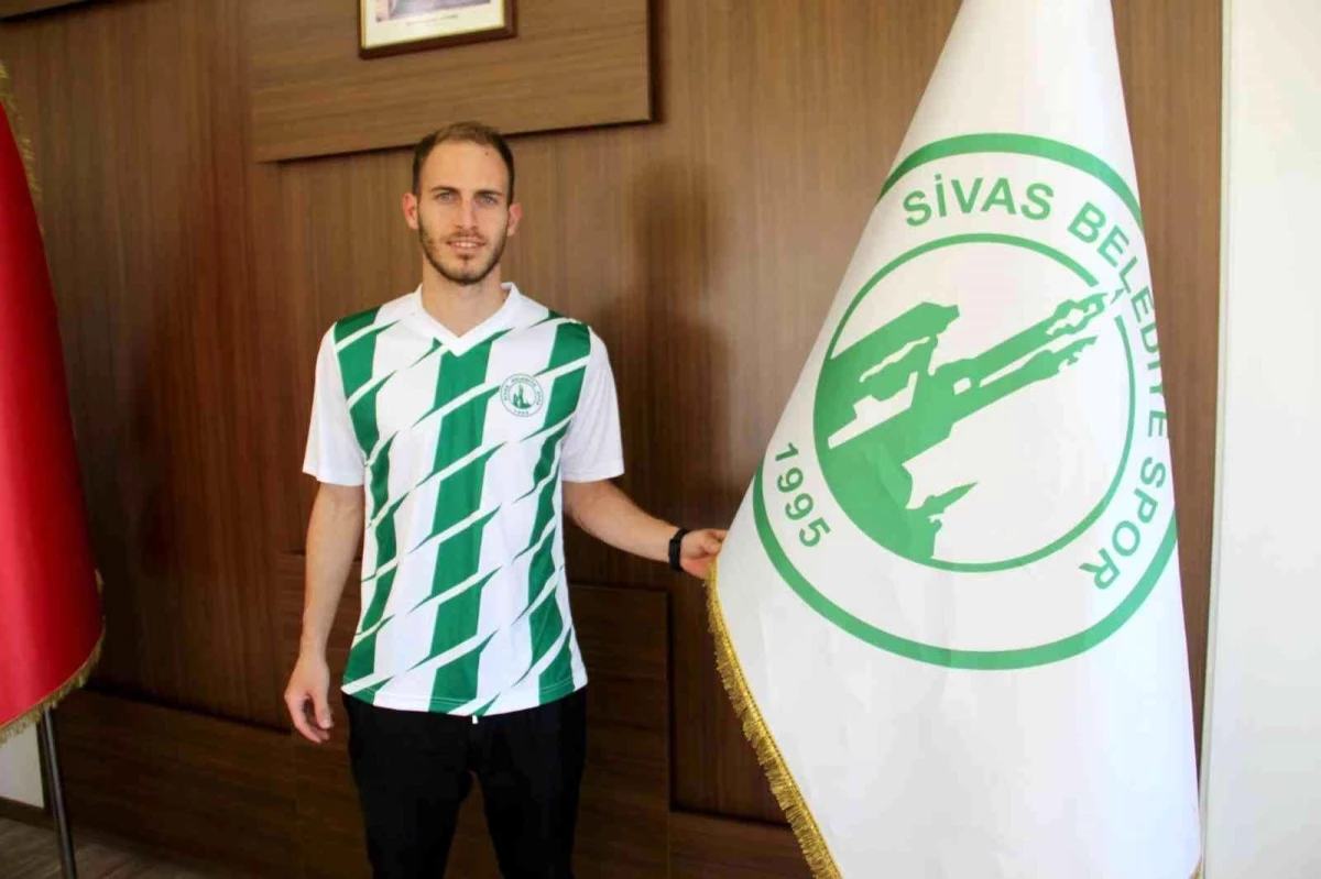 Berkay Yıldız, resmen Sivas Belediyespor\'da