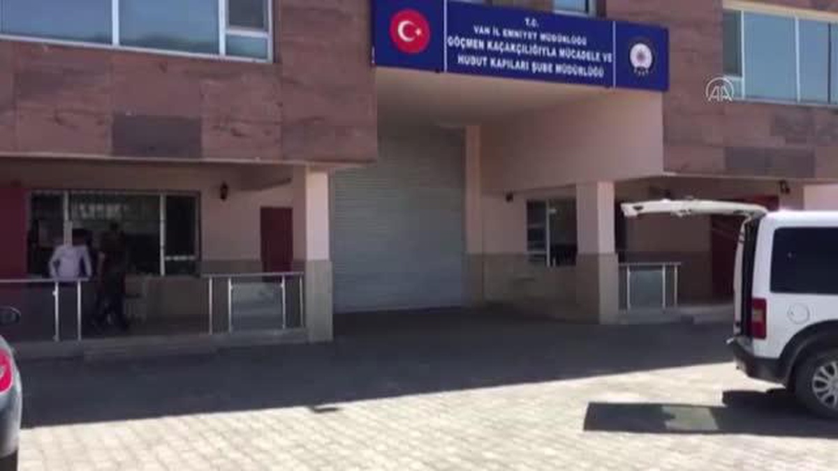 Geçen hafta göçmen kaçakçılığı yaptıkları iddiasıyla 7 kişi tutuklandı