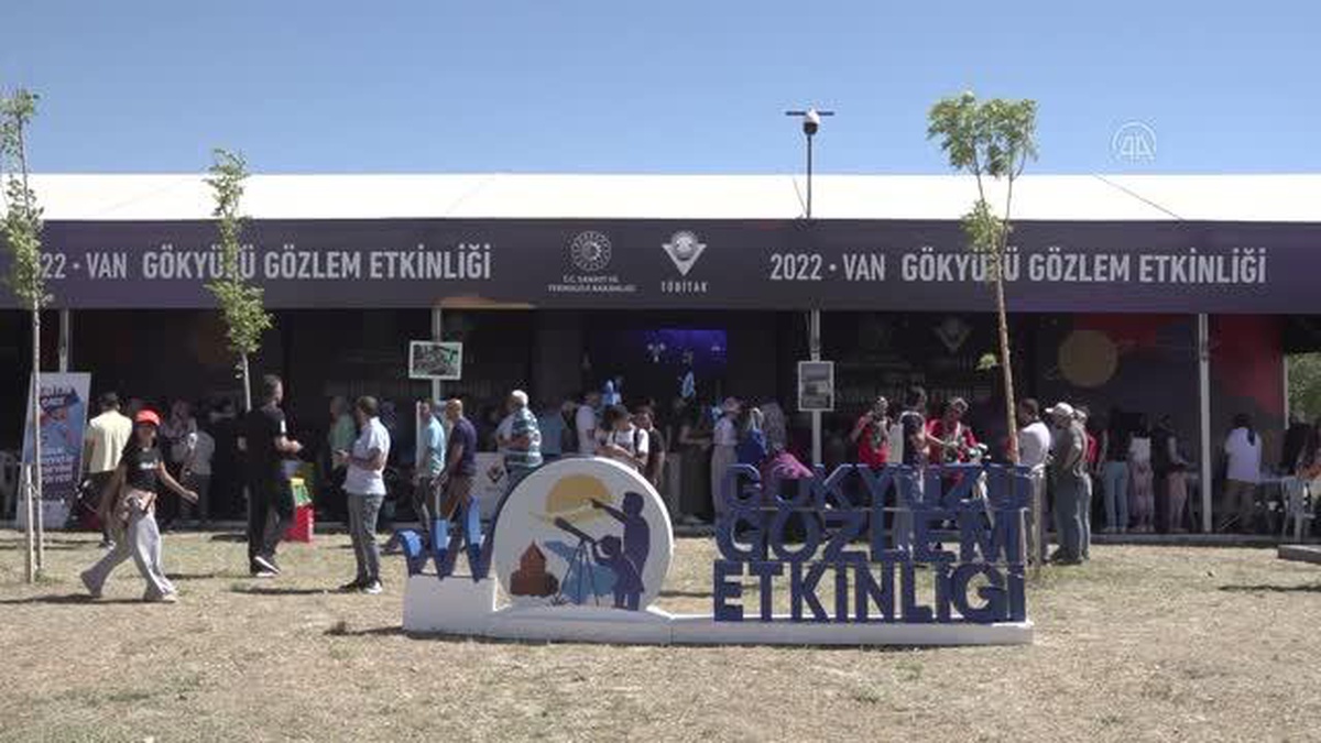 "Gökyüzü Gözlem Etkinliği" gökyüzü meraklılarını Van\'da buluşturdu