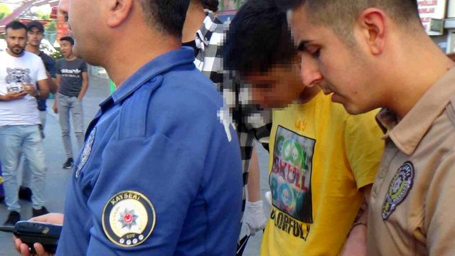 16 yaşındaki genci intihardan vatandaşın uyanıklığı kurtardı 16 yaşındaki genci intihardan vatandaşın uyanıklığı kurtardı