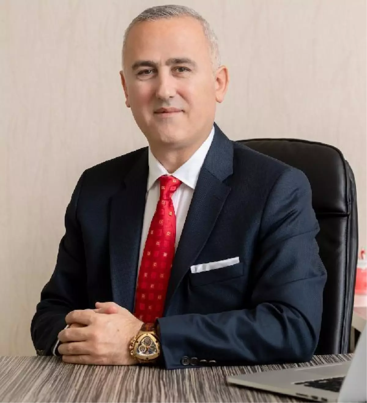 İstanbul ve Antalya\'da yabancının ikamet talebi yeni ilçelere kayabilir