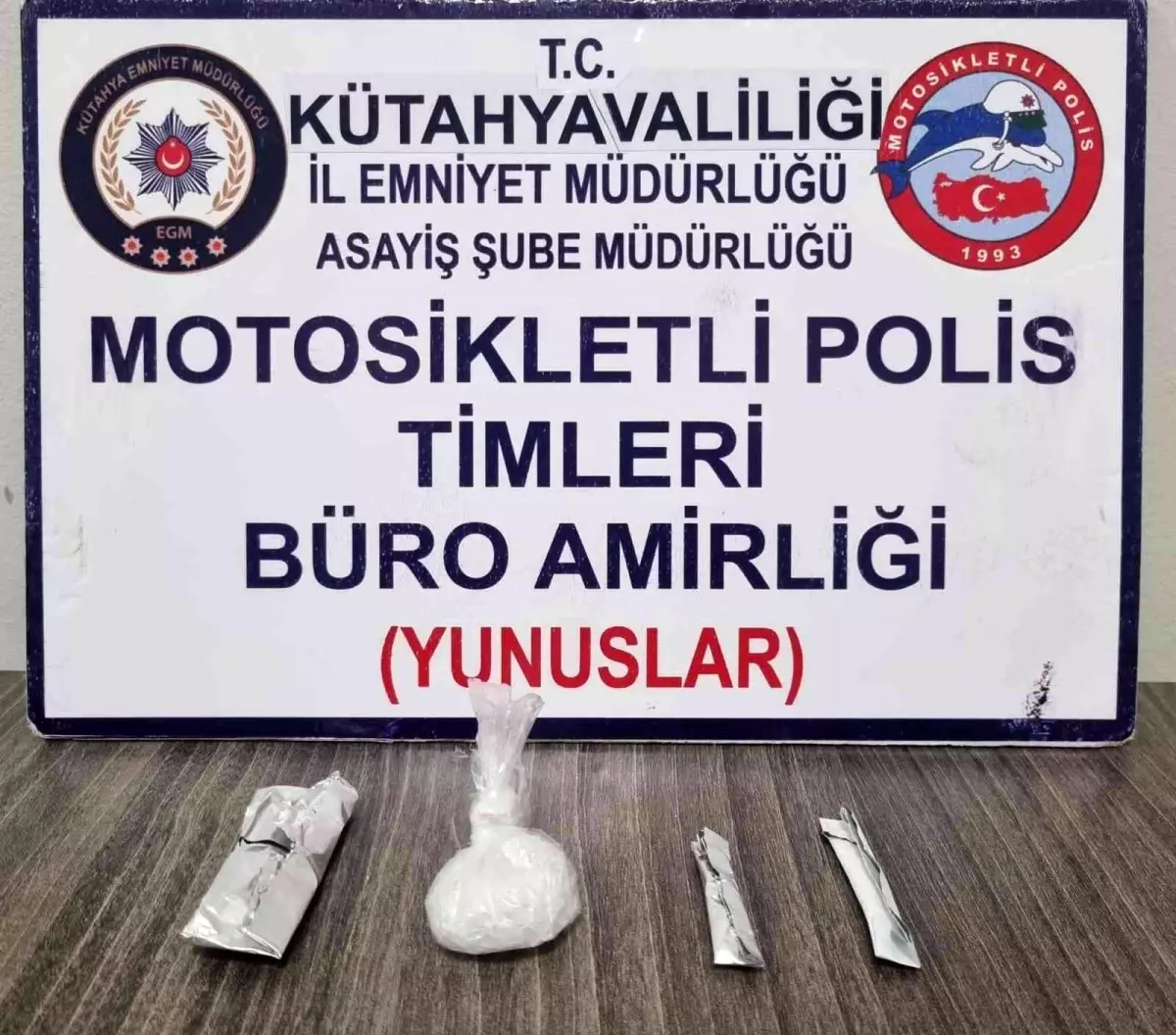 Kütahya\'da plakasız motosiklette uyuşturucu ele geçirildi