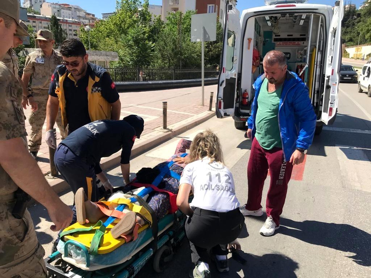 Bilecik\'te otomobilin çarptığı kadın yaralandı