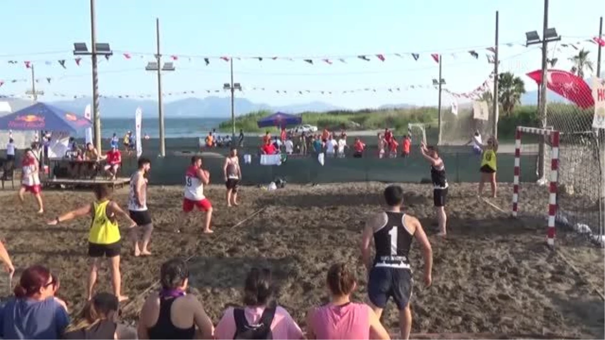 Plaj hentbolunun Türkiye'nin her tarafına yayılması hedefleniyor