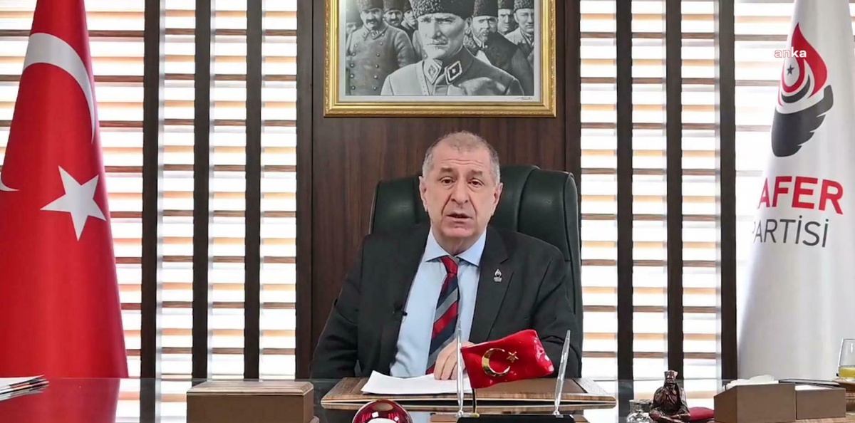 Ümit Özdağ: "Ak Parti Zihniyeti Bugün Ülkemizin 10 Milyondan Fazla Sığınmacı ve Kaçakla Dolarak Bir Felakete Gitmesine Yol Açmaktadır"
