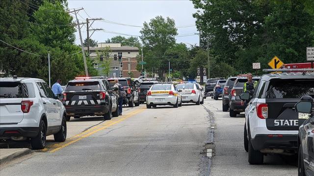 Biden'dan Chicago saldırganının yakalanması için federal güvenlik güçlerine talimat Biden'dan Chicago saldırganının yakalanması için federal güvenlik güçlerine talimat