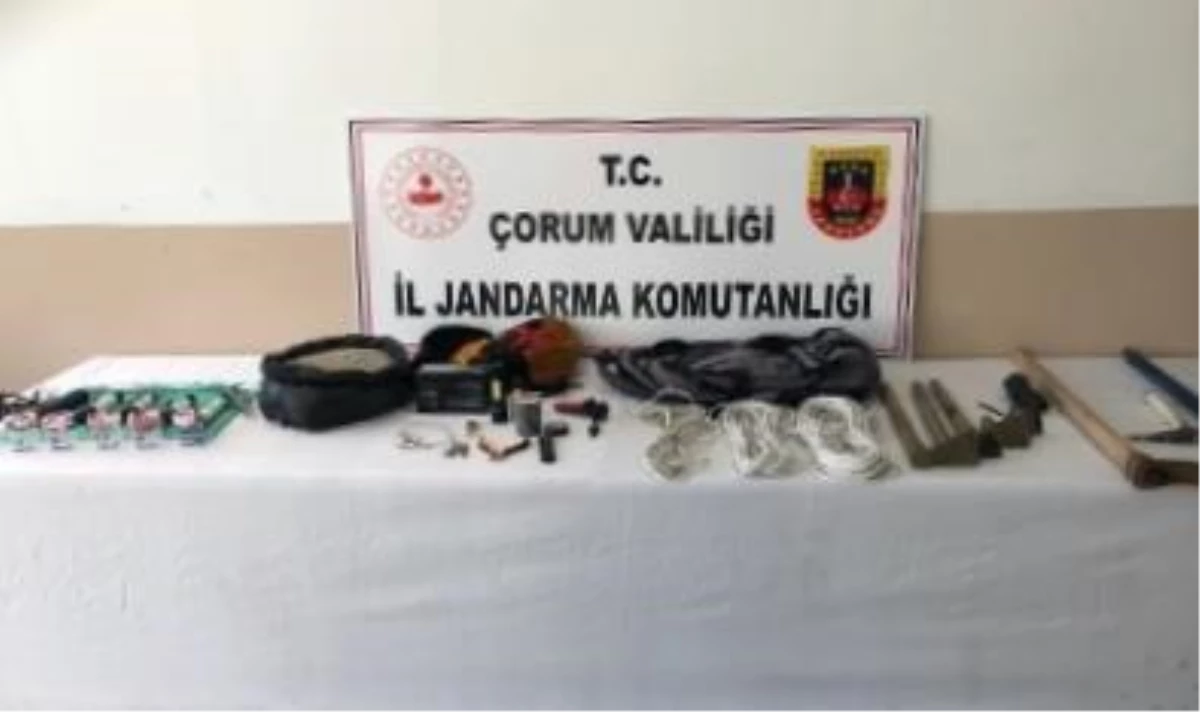 Çorum\'da kaçak kazı yapan 7 kişi yakalandı