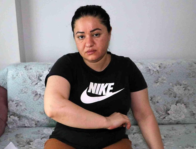 Oğlunun gözü önünde dayak yedi, her yeri mosmor oldu! Arkasındaki neden akıllara zarar