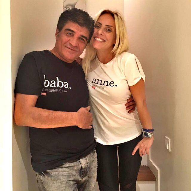 İbrahim Erkal'ın kızı büyüdü genç kız oldu! Gören herkes aynı yorumu yapıyor İbrahim Erkal'ın kızı büyüdü genç kız oldu! Gören herkes aynı yorumu yapıyor